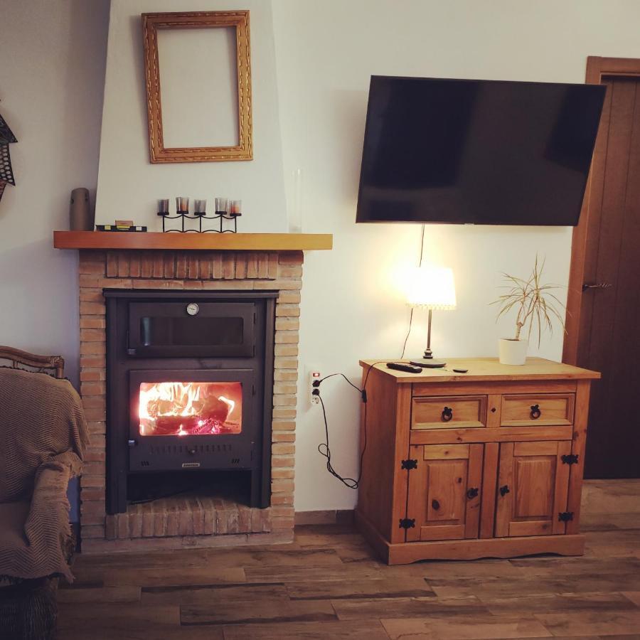 Alcaucín Casa Molinaヴィラ エクステリア 写真
